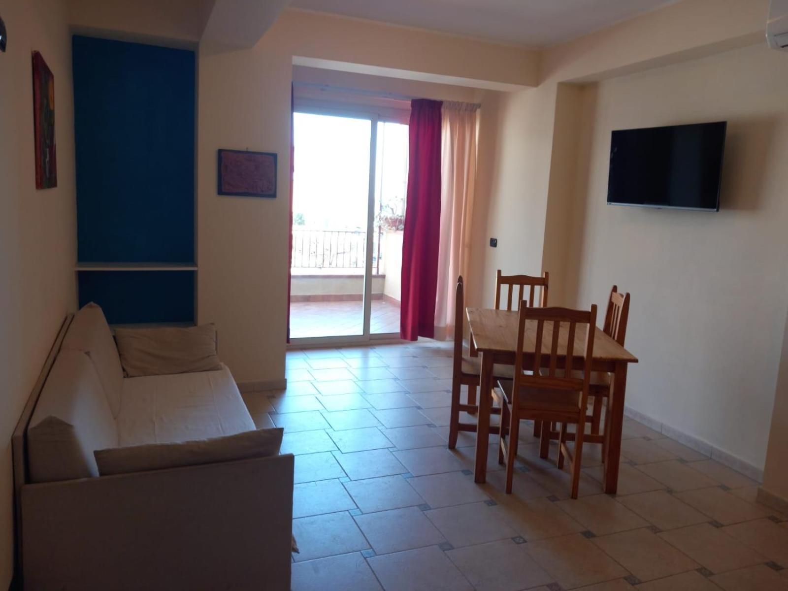 B&B La Sirena Santa Teresa Di Riva Buitenkant foto