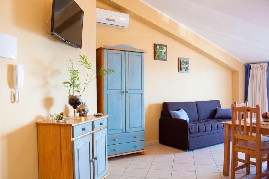 B&B La Sirena Santa Teresa Di Riva Buitenkant foto